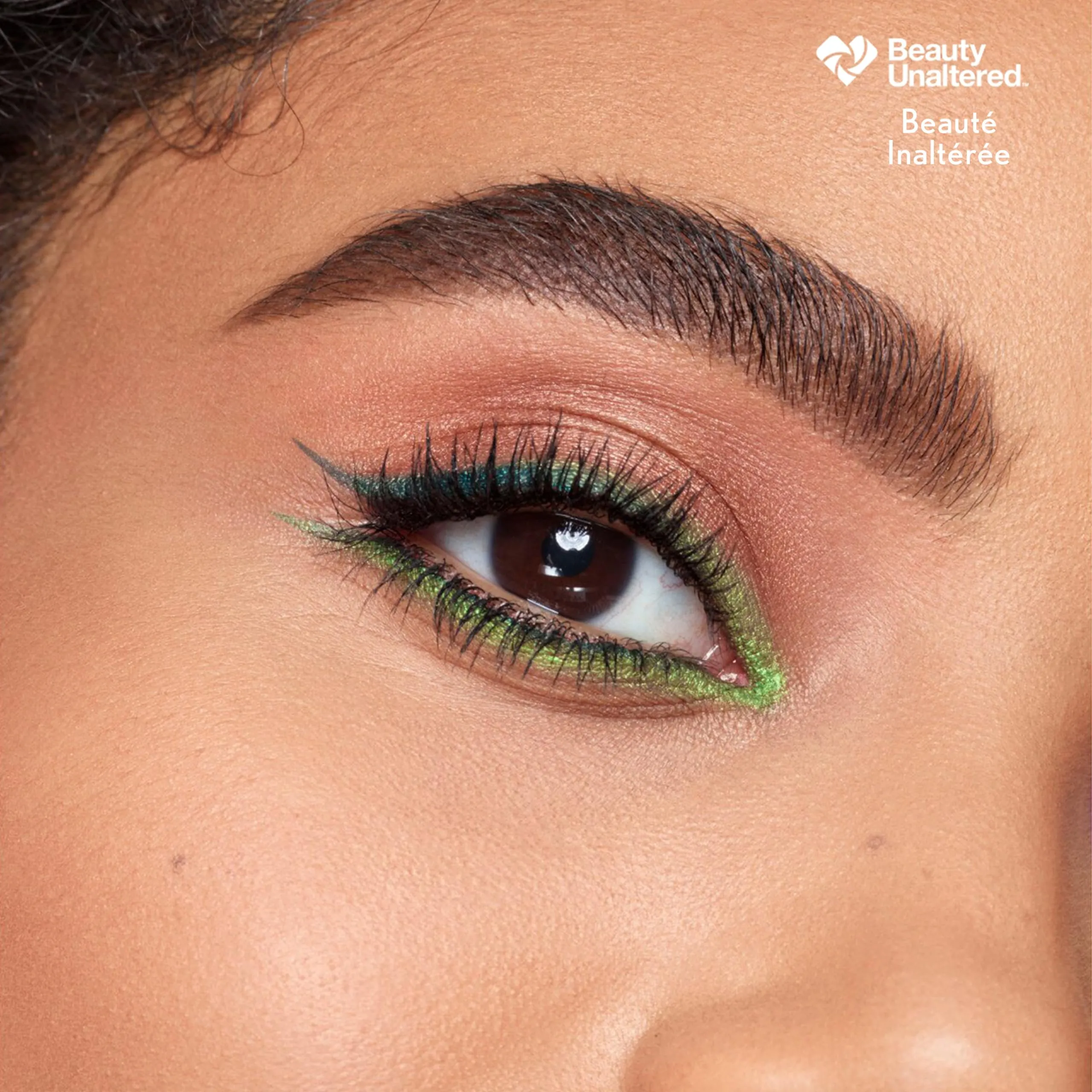 Covergirl Clump Crusher by Lash Blast Mascara, 20X More Volume, Double Sided Brush, Long-Lasting Wear, Cruelty-Free