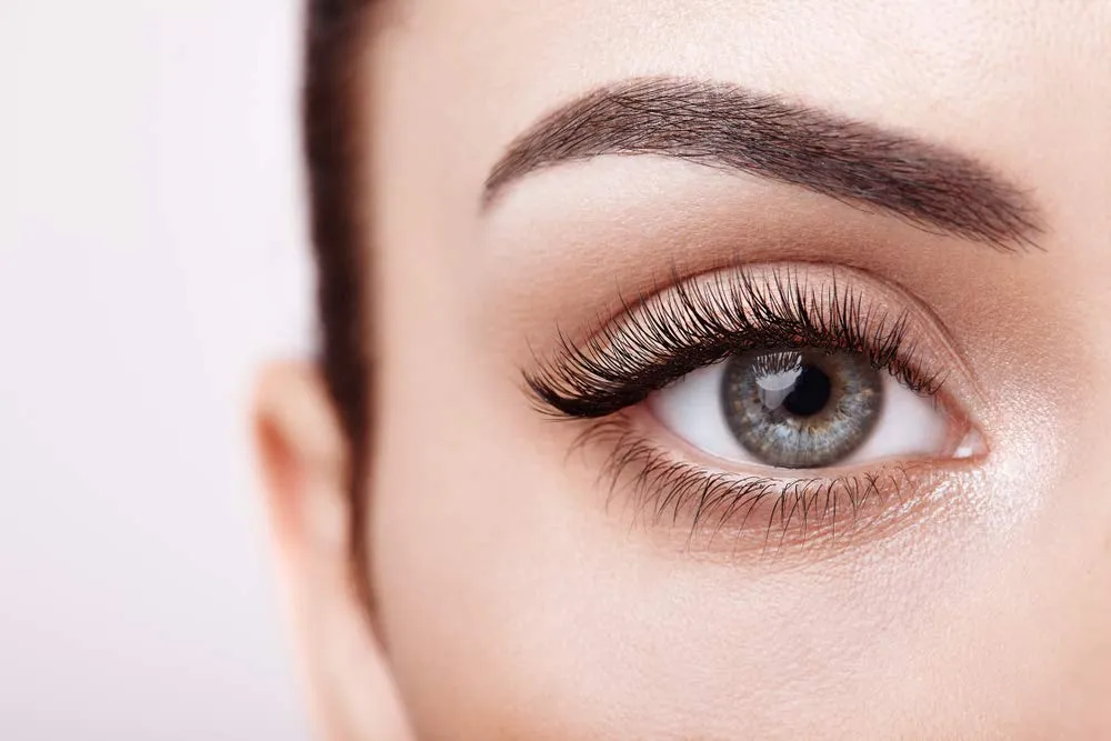 Eyelash Extension Glue Extra Strong Professional Grade Lash Glue for Eyelash Extensions Black Eyelash Glue for Lash Extensions - Drys in 1-2s with 6-7 Week Retention by Existing Beauty Lashes 5ml