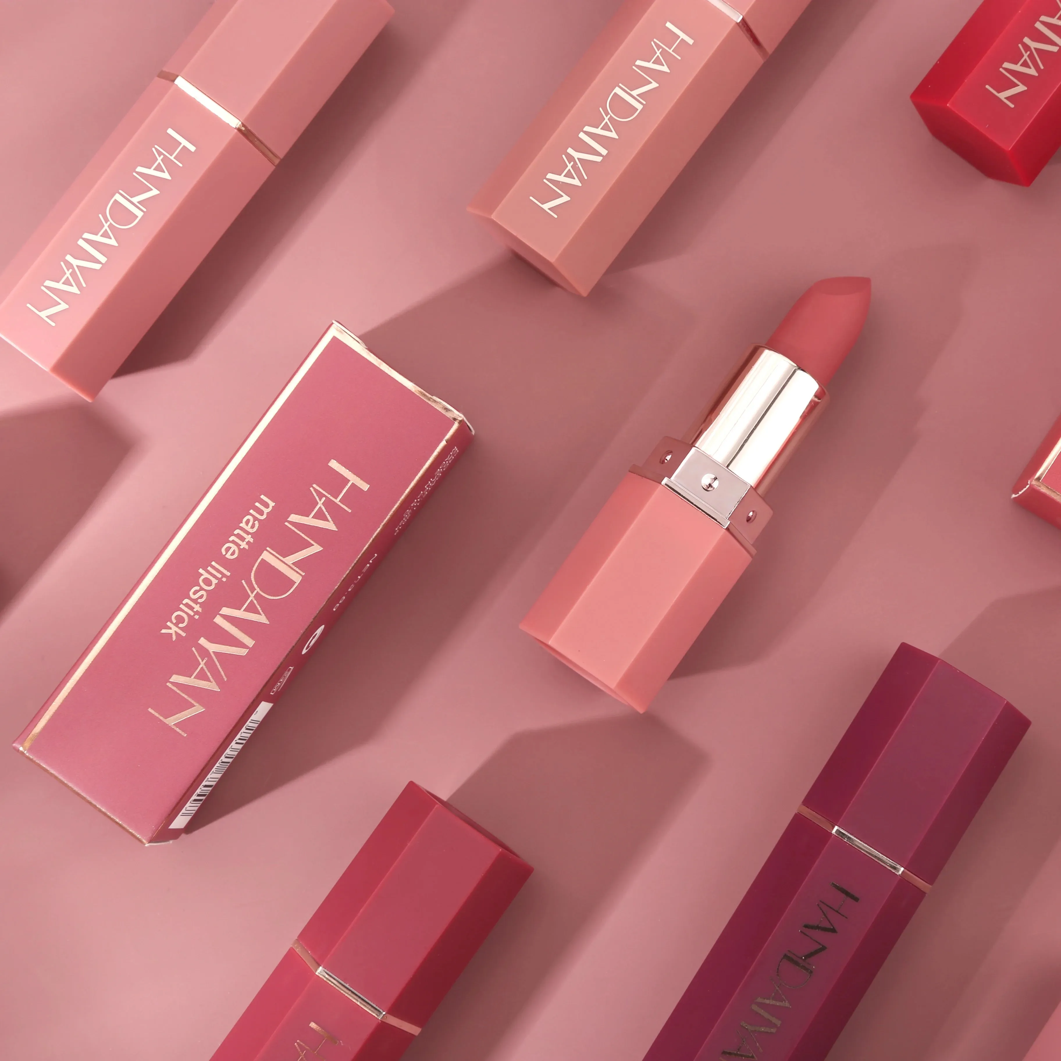 Gorgeous Matte Velvet Finish Lipstick, Non-Fading, Non-Stick Cup Long-Lasting, Smooth Matte Lip Color Waterproof Smudge-proof