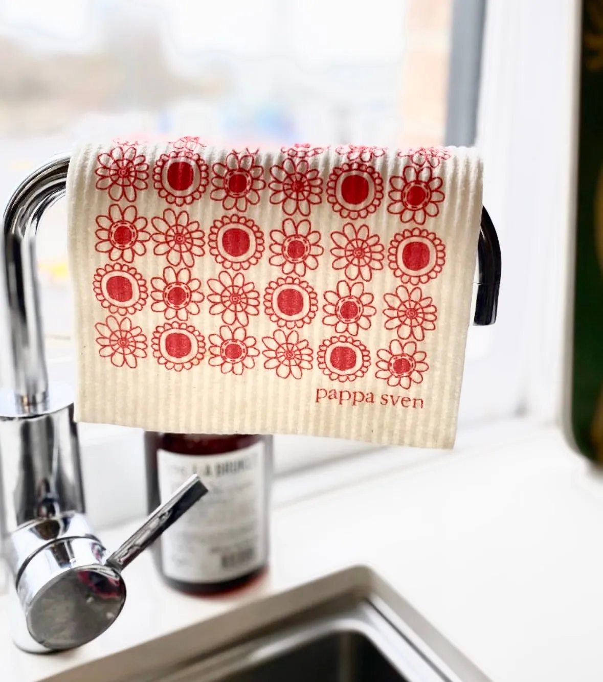 Swedish Dishcloth SPRUCE - Pappa Sven Red Daisy